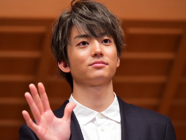 伊藤健太郎の家族構成 母子家庭で兄弟や姉妹は 父親はプロ野球選手 Menslog